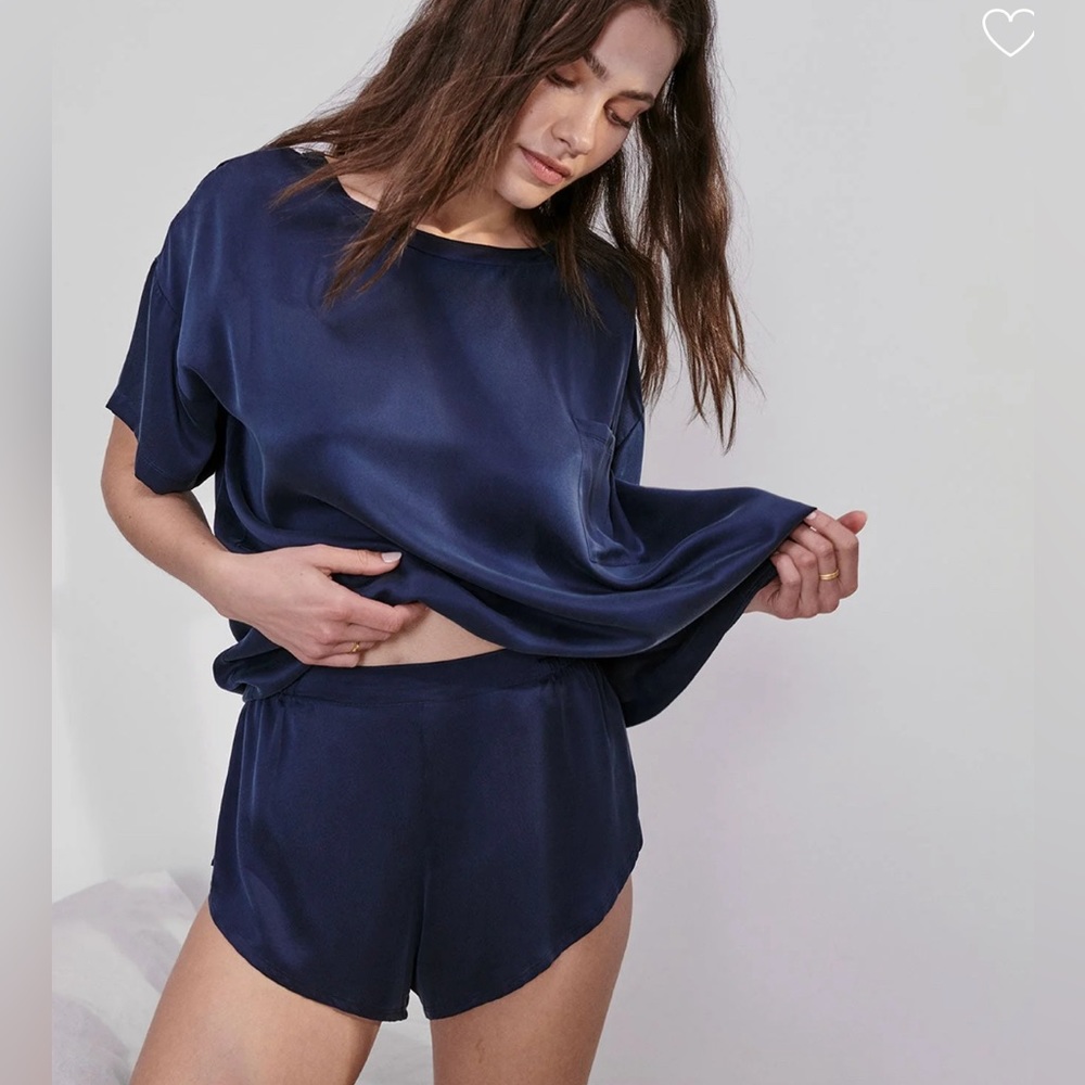 NWT Lunya Washable Silk Tee Set Deep Blue Medium